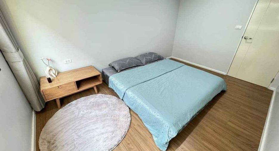 For rent 2 ベッドルーム townhouse in Saphan Sung, Bangkok
