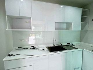 For rent 2 bedrooms townhouse in Saphan Sung, Bangkok
