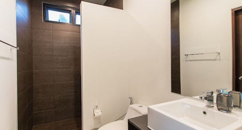 For sale 3 bedrooms villa in Mueang Phuket, Phuket