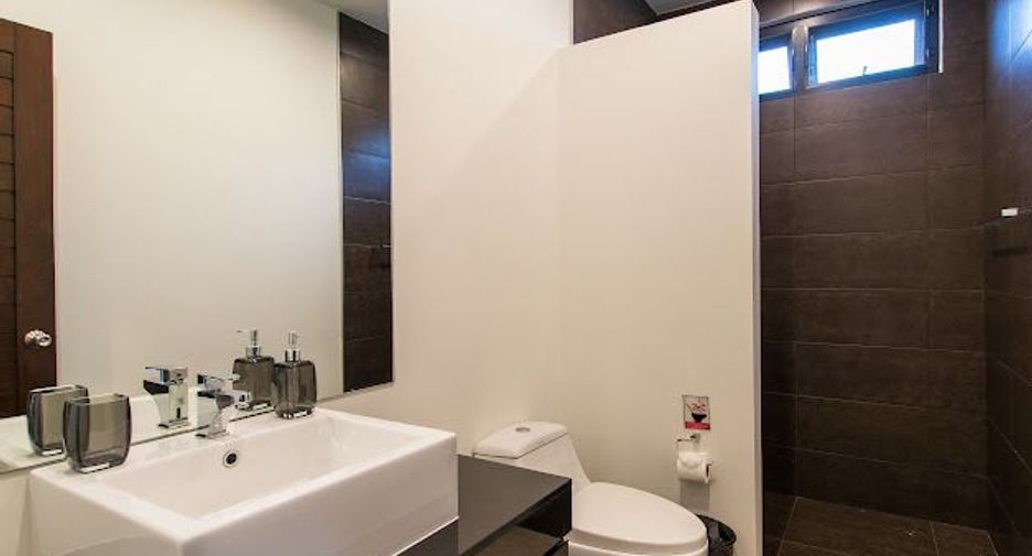 For sale 3 bedrooms villa in Mueang Phuket, Phuket