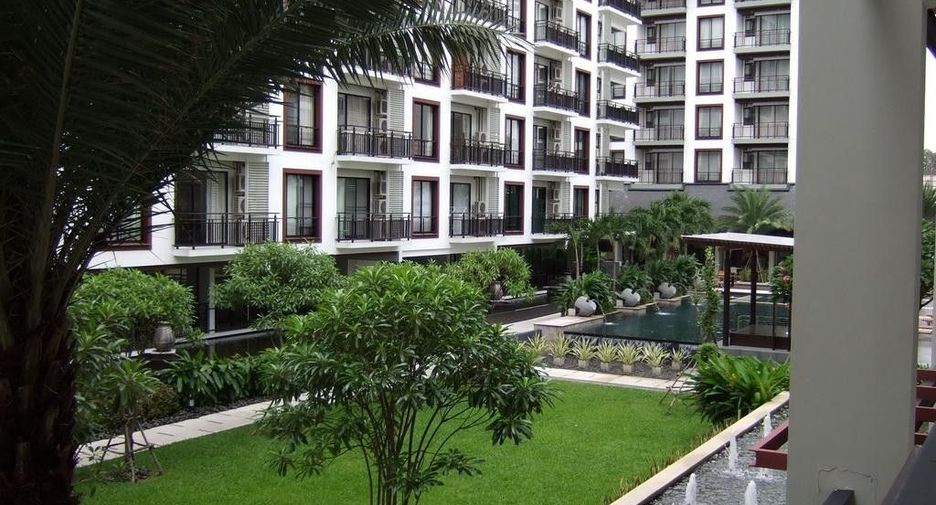 For rent 2 bedrooms condo in Huai Khwang, Bangkok