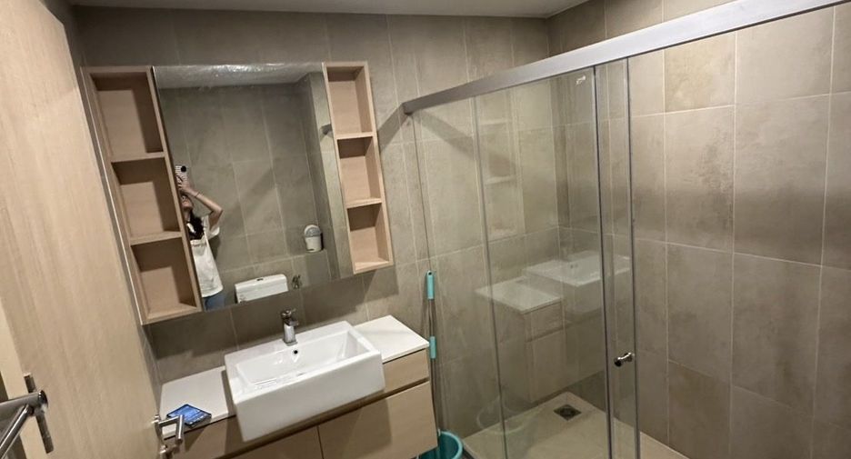 For rent 1 bed condo in Yan Nawa, Bangkok