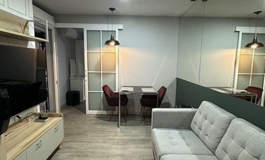 Condo en alquiler de 1 habitaciones en Yan Nawa, Bangkok