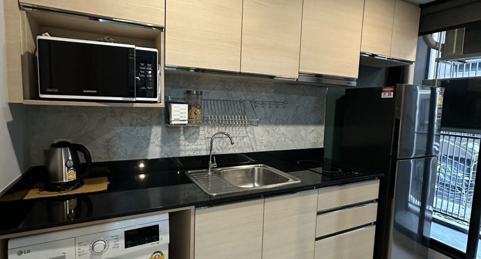 For rent 1 bed condo in Yan Nawa, Bangkok