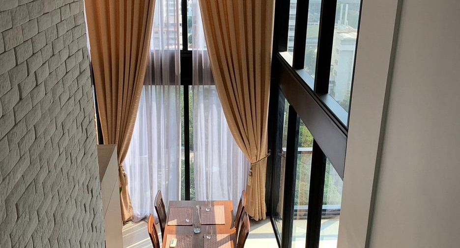 For rent 2 bedrooms condo in Sathon, Bangkok