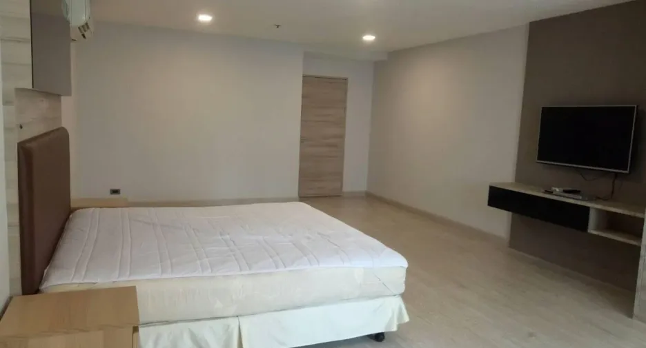 Apartment zur Miete mit 3 Zimmer in Watthana, Bangkok