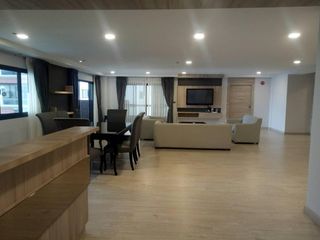 Apartamento en alquiler de 3 habitaciones en Watthana, Bangkok
