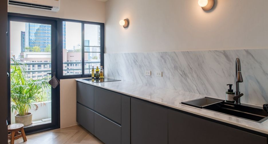 Condo en alquiler de 2 habitaciones en Watthana, Bangkok