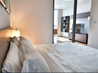 For sale 1 bed condo in Khlong Toei, Bangkok
