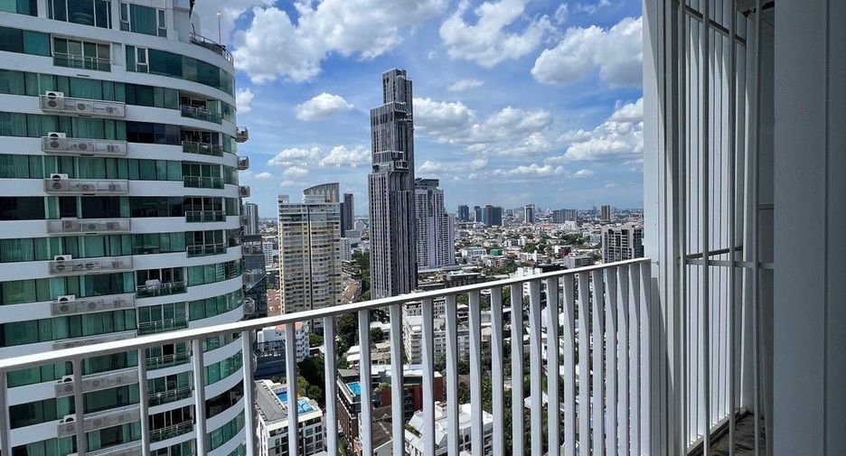 À louer 1 chambre condo à Watthana, Bangkok