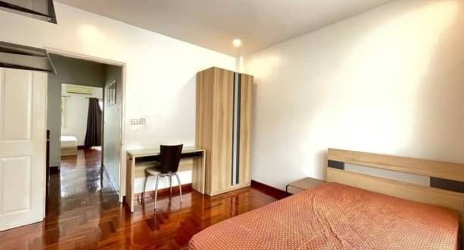 For rent 3 ベッドルーム townhouse in Wang Thonglang, Bangkok