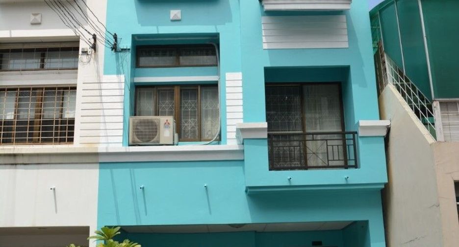 For rent 3 ベッドルーム townhouse in Wang Thonglang, Bangkok
