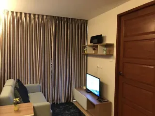 For rent 2 bedrooms condo in Din Daeng, Bangkok
