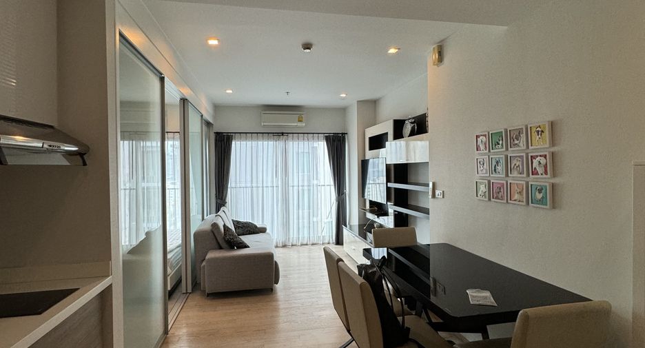 For rent 1 Beds condo in Khlong Toei, Bangkok