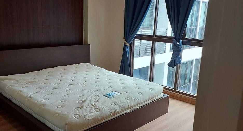 Condo en venta y en alquiler de 2 habitaciones en Khlong San, Bangkok