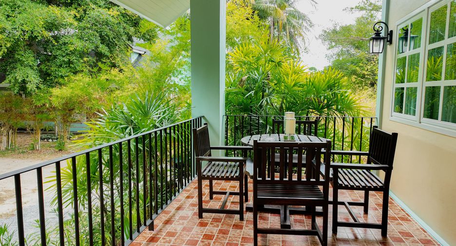 For rent 2 bedrooms villa in Mueang Phuket, Phuket