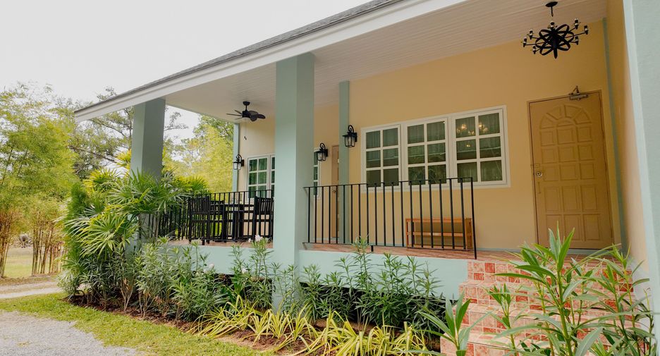 For rent 2 bedrooms villa in Mueang Phuket, Phuket