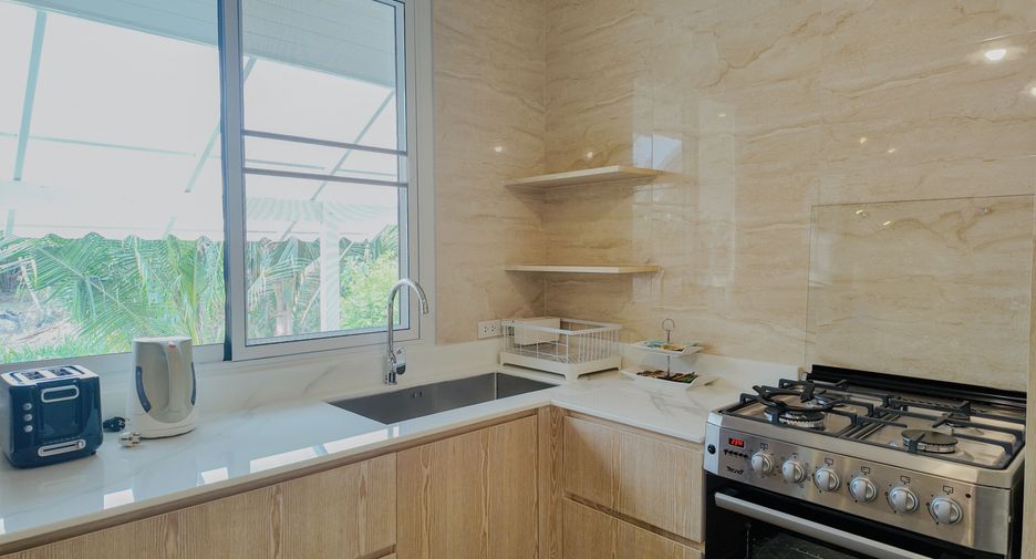 For rent 2 bedrooms villa in Mueang Phuket, Phuket