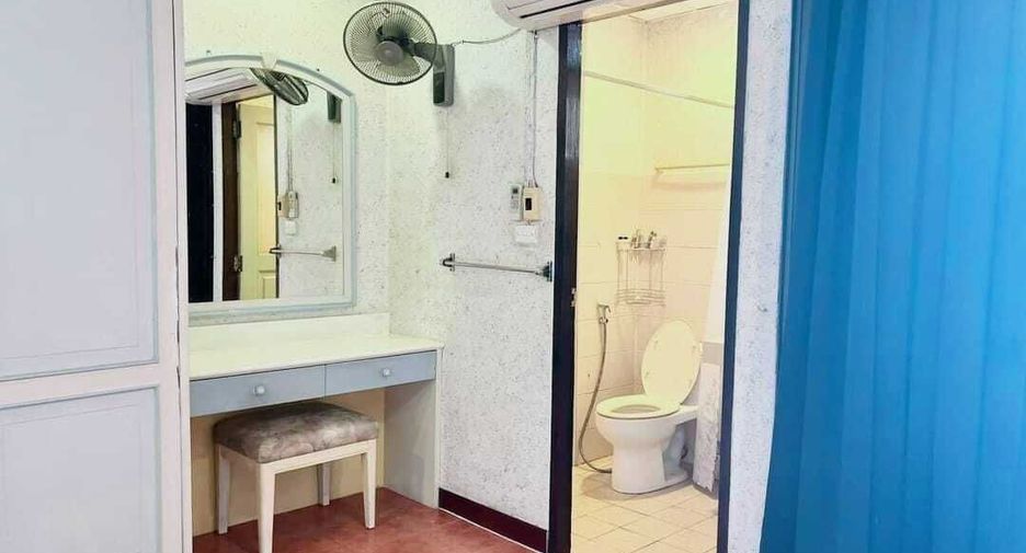 For sale 1 bed condo in Chatuchak, Bangkok