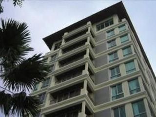 For rent 4 bedrooms condo in Sathon, Bangkok