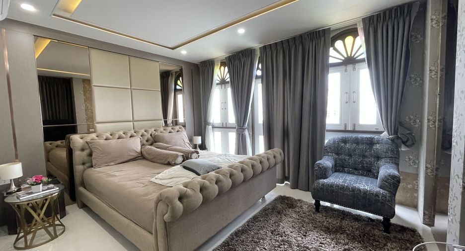 For sale 4 ベッドルーム house in Mueang Phuket, Phuket