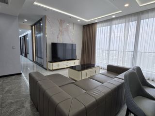 For rent 4 ベッドルーム condo in Bang Na, Bangkok