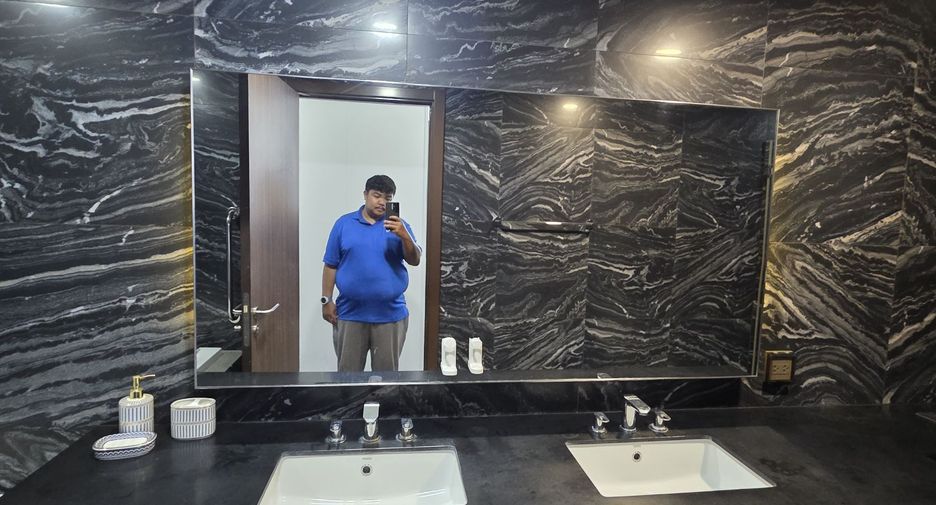 For rent 4 bedrooms condo in Bang Na, Bangkok