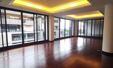 For rent 4 ベッドルーム condo in Watthana, Bangkok