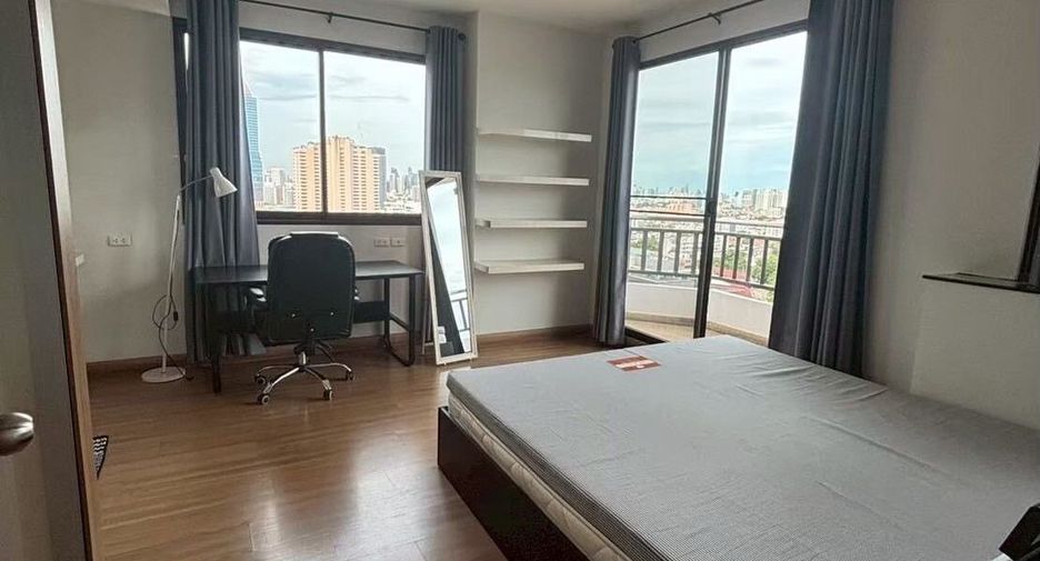 For rent 2 ベッドルーム condo in Sathon, Bangkok