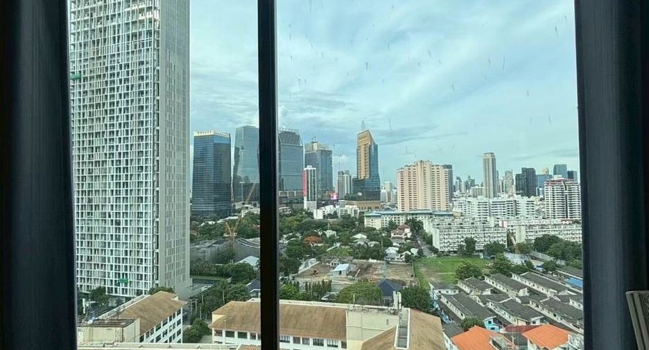 For rent 2 ベッドルーム condo in Sathon, Bangkok