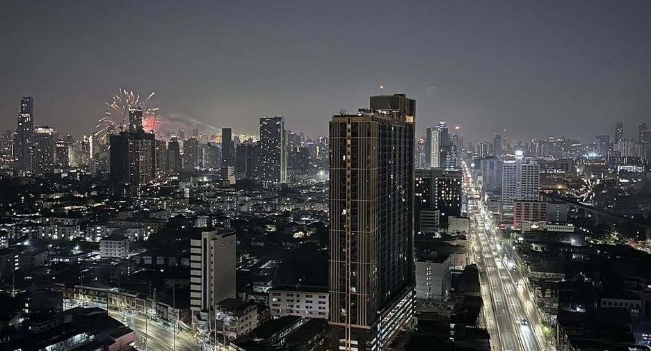 For rent 1 bed condo in Watthana, Bangkok