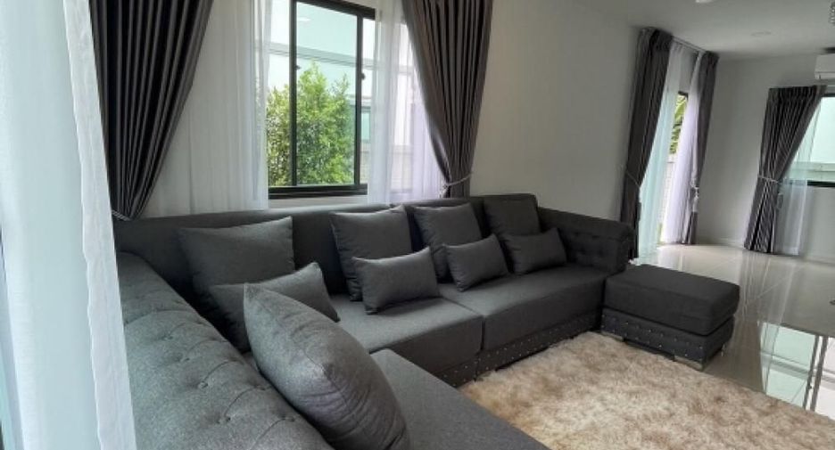 For rent 3 bedrooms house in Bang Sao Thong, Samut Prakan
