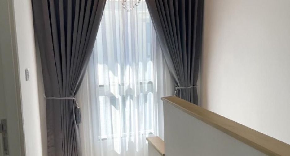 For rent 3 bedrooms house in Bang Sao Thong, Samut Prakan