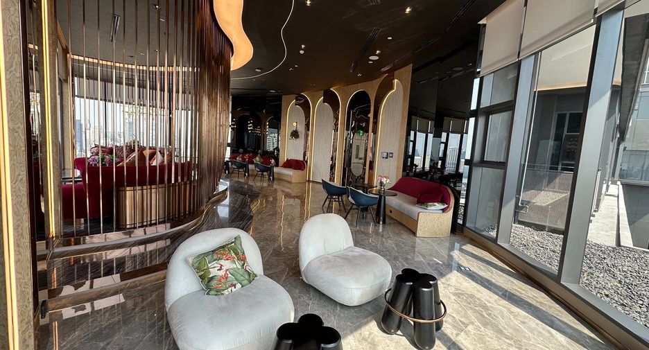 For rent 1 bed condo in Khlong Toei, Bangkok
