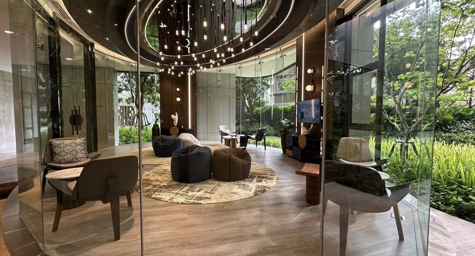 For rent 1 bed condo in Khlong Toei, Bangkok