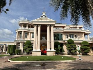 出售 5 卧室 独立屋 在 Khlong Sam Wa, 曼谷