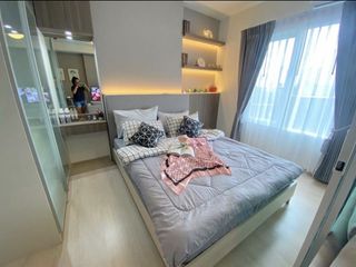 Wohnung zur Miete mit 1 Zimmer in Huai Khwang, Bangkok