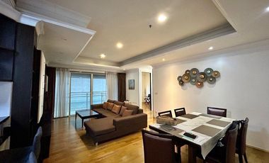 For rent 3 bedrooms condo in Khlong Toei, Bangkok