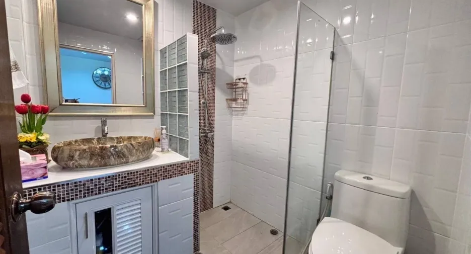 Casa adosada en venta de 3 habitaciones en Kathu, Phuket