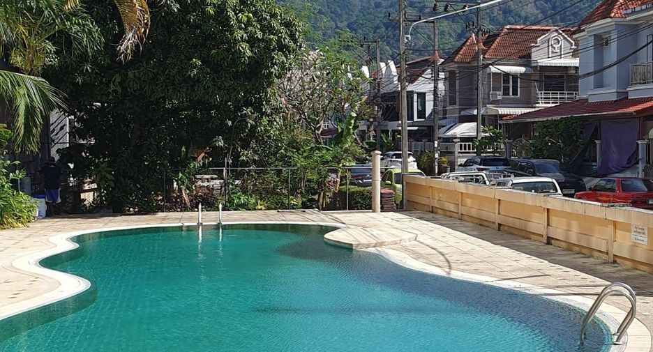 Casa adosada en venta de 3 habitaciones en Kathu, Phuket
