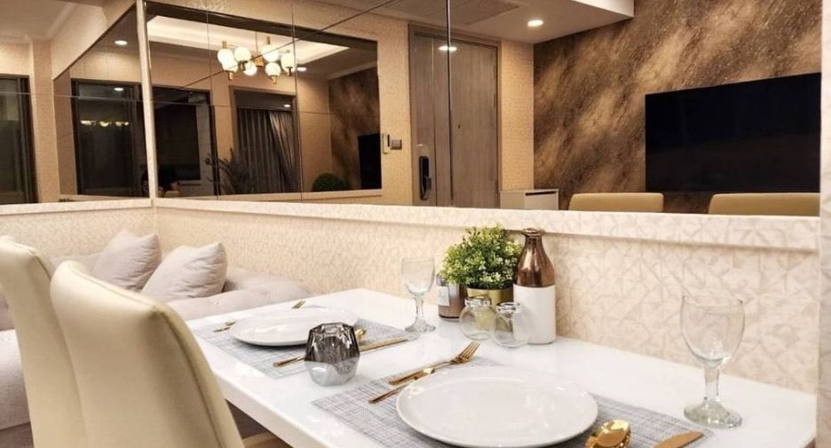 For rent 1 bed condo in Watthana, Bangkok