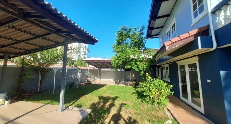 出租 4 卧室 独立屋 在 Bang Kruai, Nonthaburi