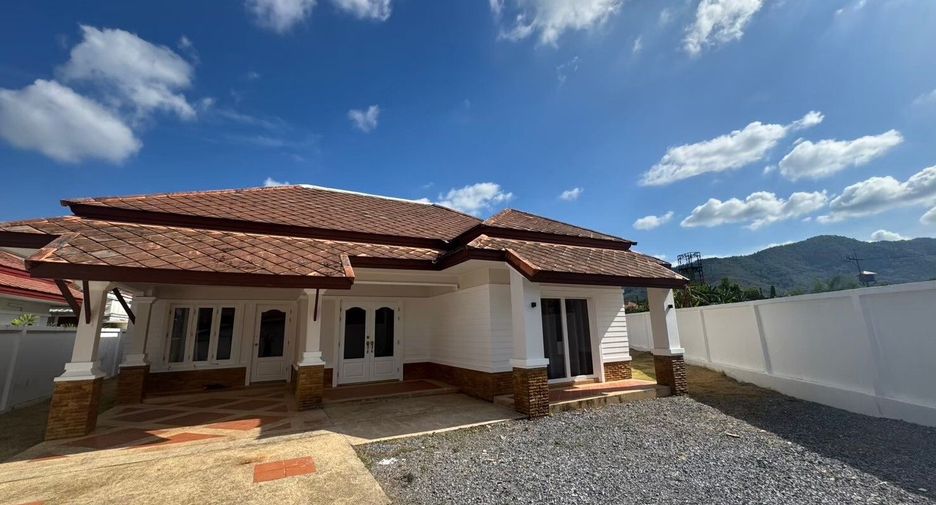 For rent 3 bedrooms house in Thalang, Phuket