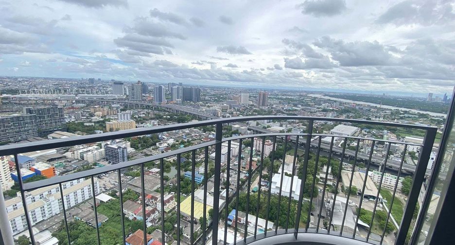 For rent 2 bedrooms condo in Bang Na, Bangkok