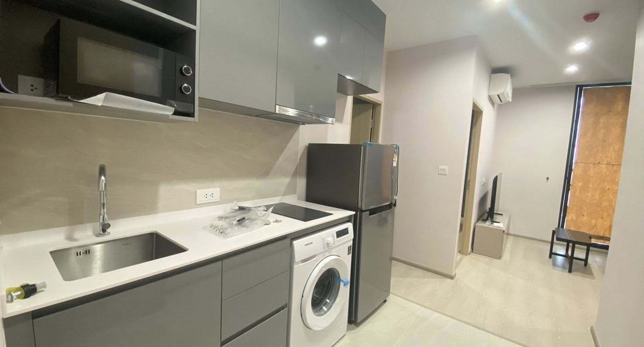 For rent 2 bedrooms condo in Bang Na, Bangkok