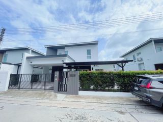 For sale and for rent 4 bedrooms house in Mueang Phuket, Phuket