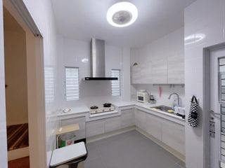 For sale and for rent 4 bedrooms house in Mueang Phuket, Phuket