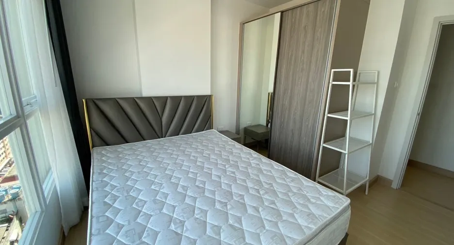 À louer 2 chambres condo à Bang Kapi, Bangkok