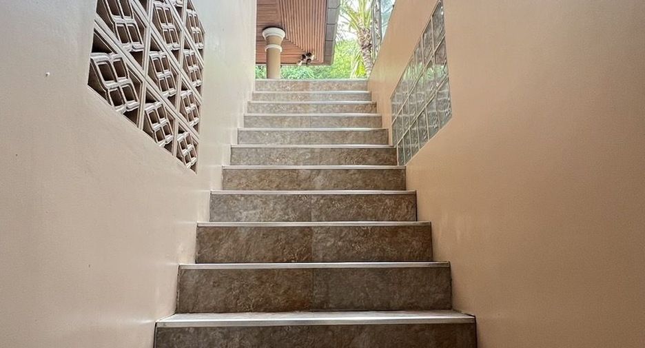 For sale and for rent 4 bedrooms house in Mueang Phuket, Phuket