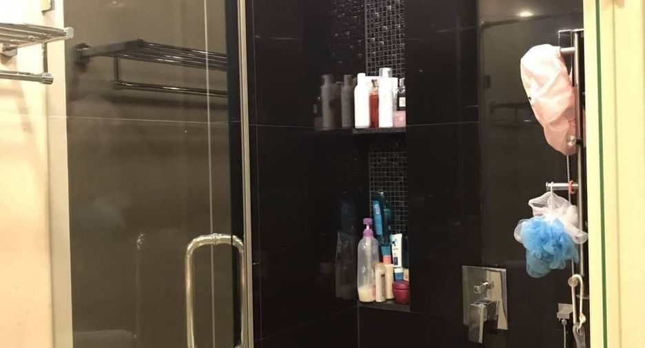 For sale 1 bed condo in Sathon, Bangkok